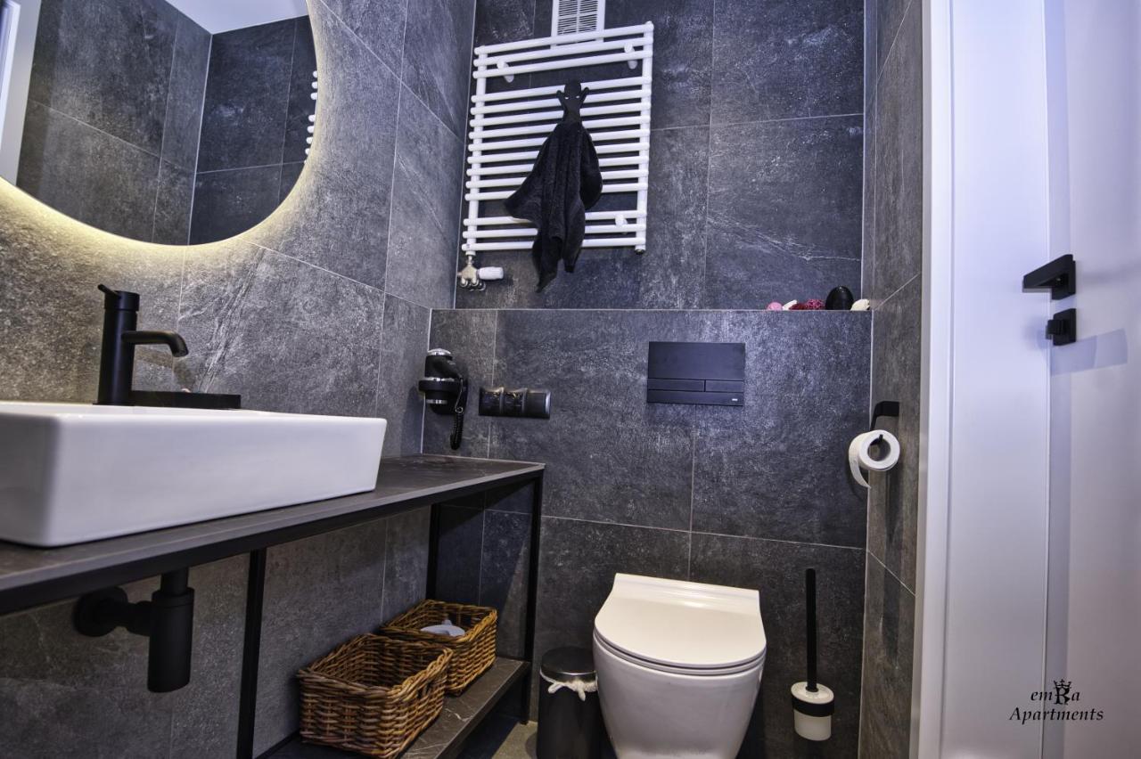 Emka Apartments Cracovie Extérieur photo